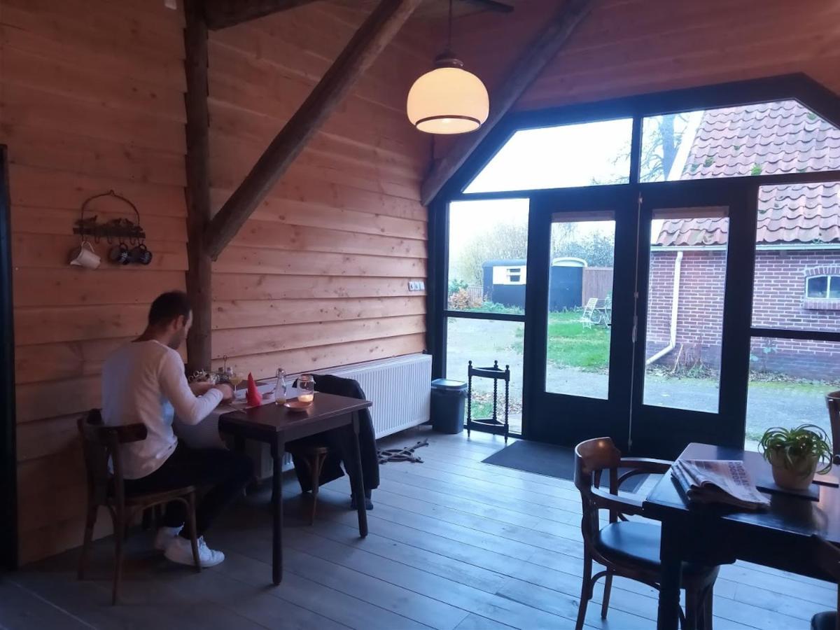 Pipowagen Lidewei Groningen Westerwolde Unieke Ligging Met Eigen Tuin En Vrij Uitzicht Over Veld Naar Natuurgebied Onstwedde Exterior photo